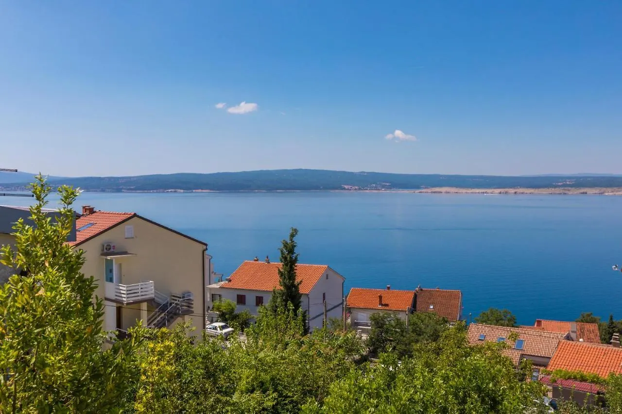 Apartments In Dramalj 41530