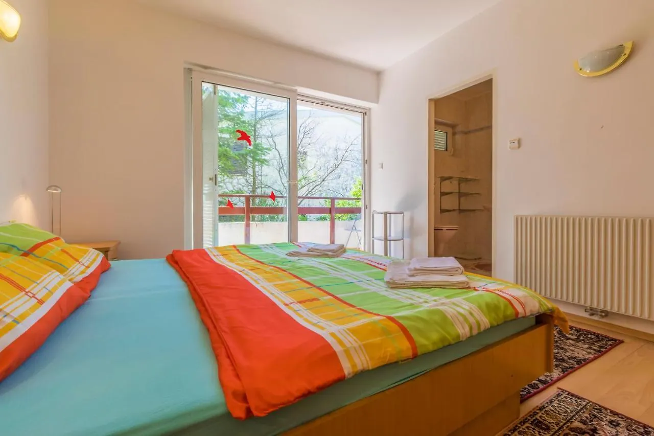 Apartments In Dramalj 41530