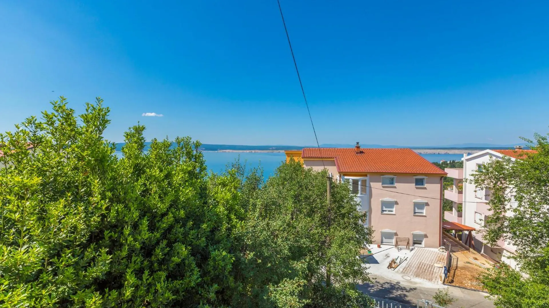 Apartments In Dramalj 41530