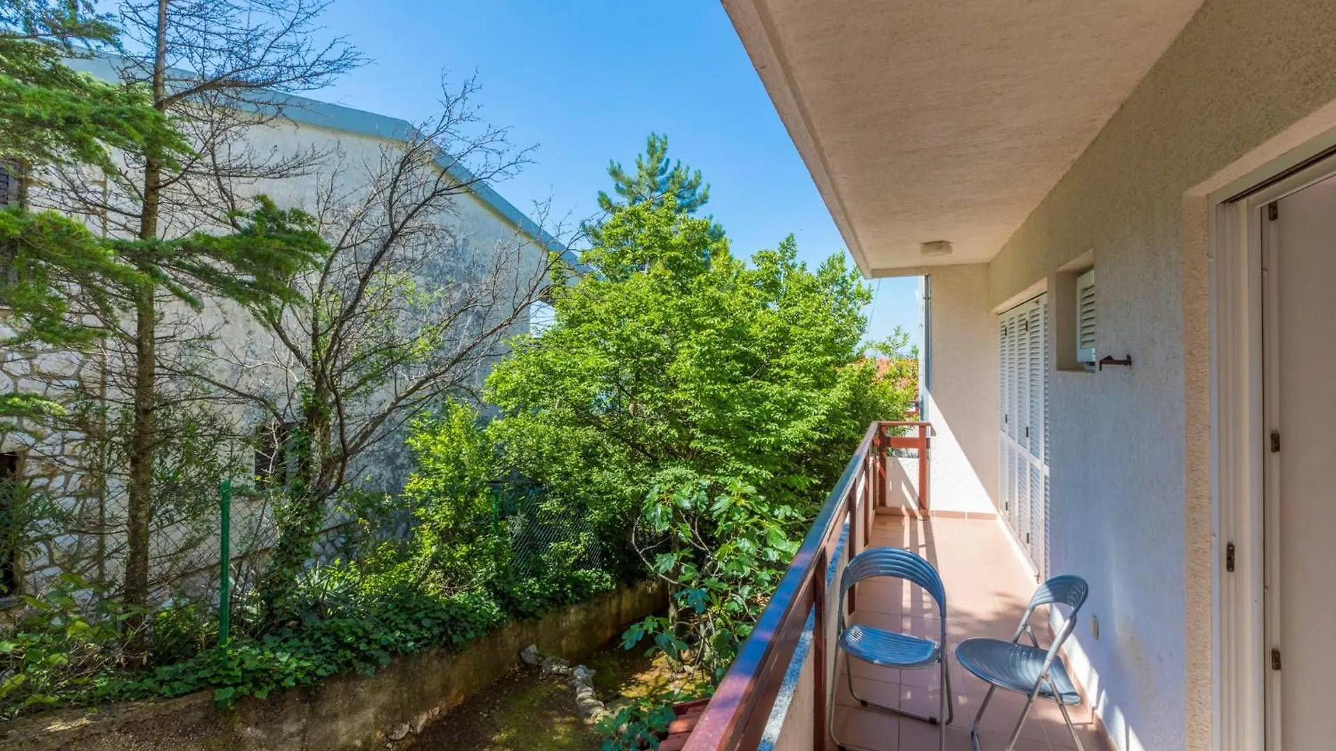Apartments In Dramalj 41530